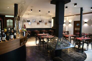 هتل L Auberge Saint Remacle