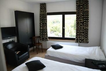 هتل L Auberge Saint Remacle