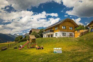 Отель Praschhof