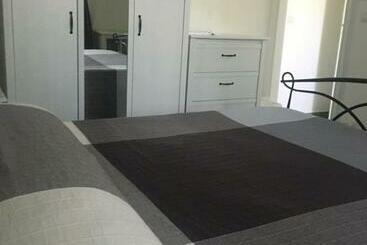پانسیون Aeroporto Bellini Rooms