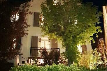 پانسیون Le Panoramique Auvers