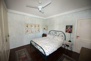 تختخواب و صبحانه A Casa Di Paola