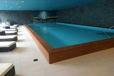 公寓式酒店  Holiday Accommodation   Swimming Pool Available