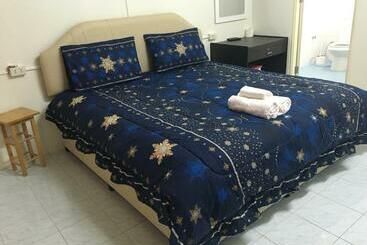 פנסיון Happy Home Guest House