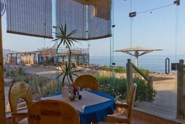 هتل Blue Beach Club