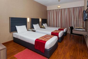 هتل Oasis Deira