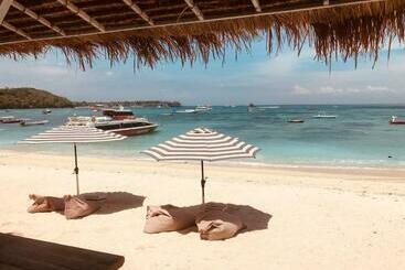 هاستل Pacific Inn Lembongan
