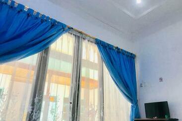 هاستل Pacific Inn Lembongan