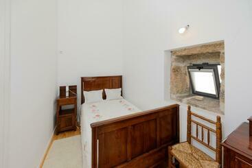 تختخواب و صبحانه Antiga Casa Do Porco