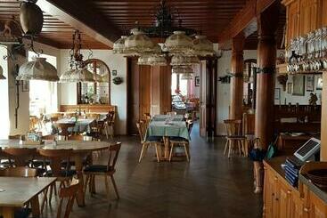 旅馆 Lenggrieser Hof