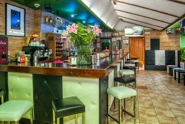 پانسیون Hostal Goias