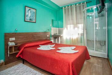 پانسیون Hostal Goias