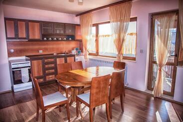 پانسیون Valevitsata Guesthouse