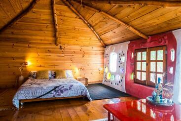 تختخواب و صبحانه Casa Inspirada