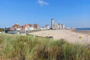 Bed and Breakfast De Notenbalk Aan Zee