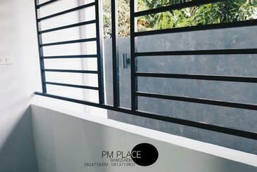 مُتل Pm Place