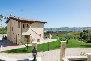 B&b L  Antica Fonte