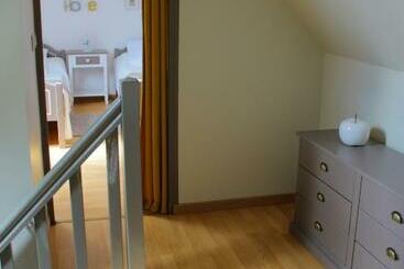 تختخواب و صبحانه Chambres Du Marais