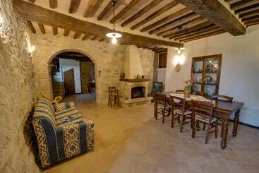 فندق Agriturismo Bindozzino