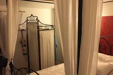 پانسیون Guesthouse 13 Rue Jeanne D Arc
