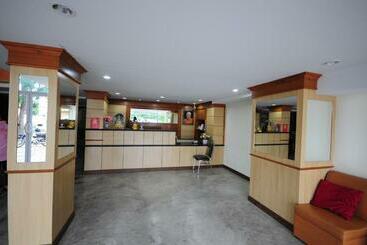 پانسیون Phoonsab Hostel