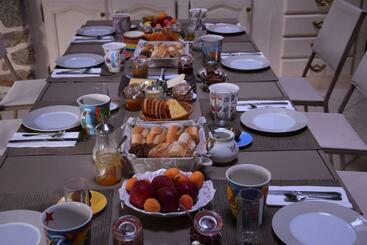 تختخواب و صبحانه Le Berceul