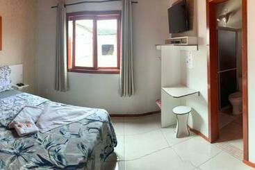 پانسیون Pousada Angela