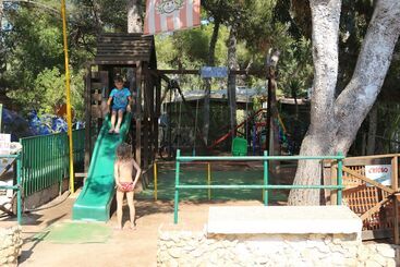 هتل Camping Villaggio Egad