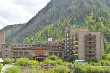 هتل Holiday Inn Jiuzhai Jarpo
