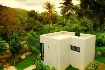 تختخواب و صبحانه Rivercreek Estate