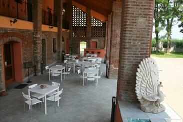 Antica Cascina B&b