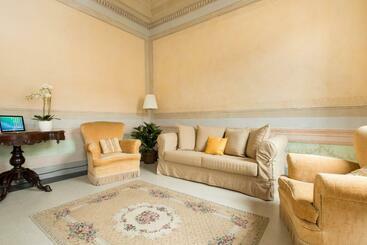 پانسیون Altido Palazzo Piazza Mazzini