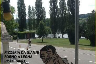 Pension Guest House Pizzeria Pazza Da Gianni