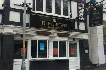پانسیون The Crown Bar & Guesthouse