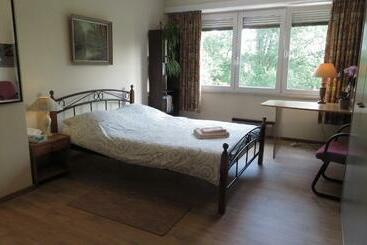 Prince D Orange Bed & Breakfast