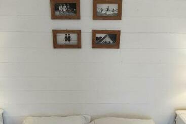 تختخواب و صبحانه Chambre D Hôtes Larosa