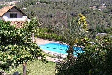 Villa Morera Bed & Breakfast