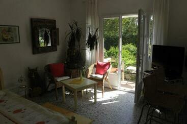 پانسیون Villa Ingrid