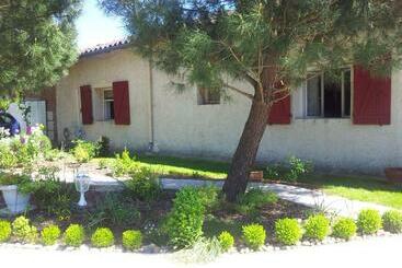 تختخواب و صبحانه Le Clos De Saint Amour
