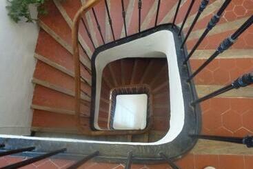 L Auberge Espagnole   Bed & Breakfast