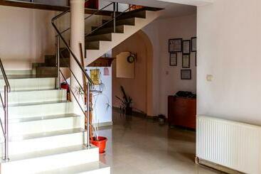 Pension Ladyna