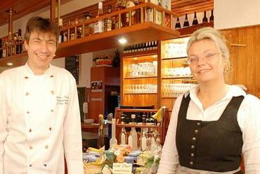 Buten Diek Hotel Restaurant Gmbh &