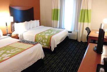 هتل Fairfield Inn & Suites Indianapolis Avon