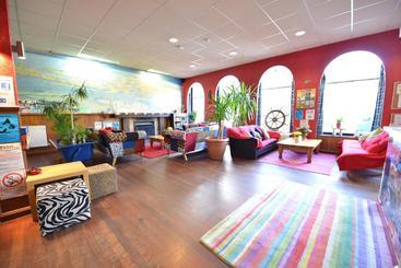 هاستل Oban Backpackers