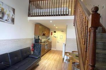 Hyde Park Economy Apartments