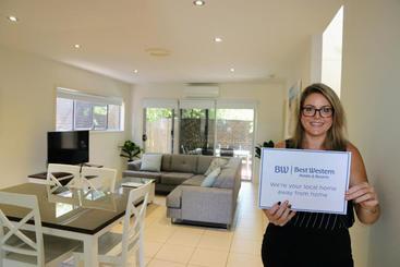 هتل Best Western Plus Quarterdecks Retreat
