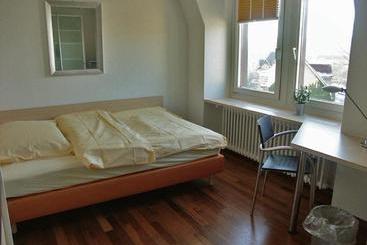 Accademia Apartments