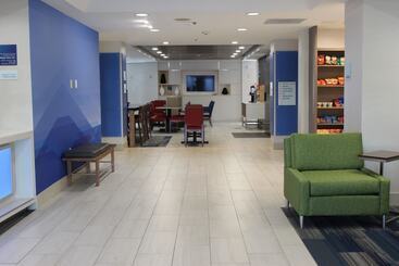 ホテル Holiday Inn Express Forest City, An Ihg