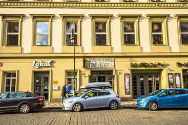 Travellers Hostel Dlouha