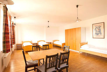 Travellers Hostel Dlouha